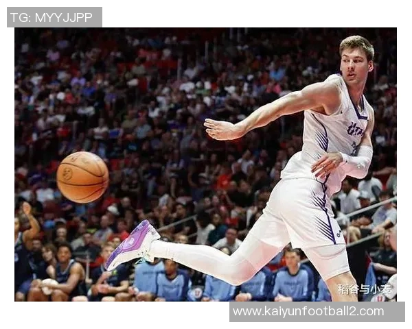 凯尔登替补表现出色12投5中斩获19分8篮板2抢断罚球稳健9罚全中