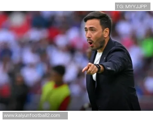 比萨主帅吉拉迪诺因庆祝绝平球扭伤脚踝情绪激动 比萨主帅吉拉迪诺因庆祝绝平球扭伤脚踝情绪激动